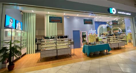 Sabater Optical (Robinsons Sta. Rosa, Sta. Rosa, Laguna.